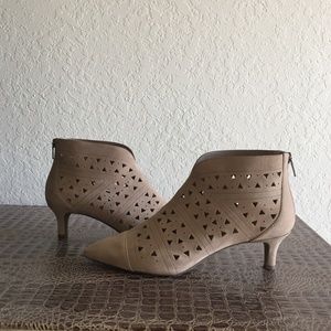 Rockport Total Motion Kalila Perforated Bootie 11